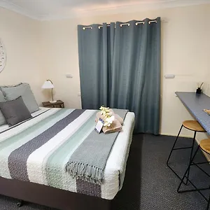 *** Motel Gold Australia
